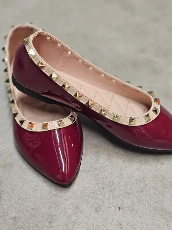 Studded Burgundy Patent Leather Flats With Pointed Toe & Quilted Insole - Picture 11 of 12